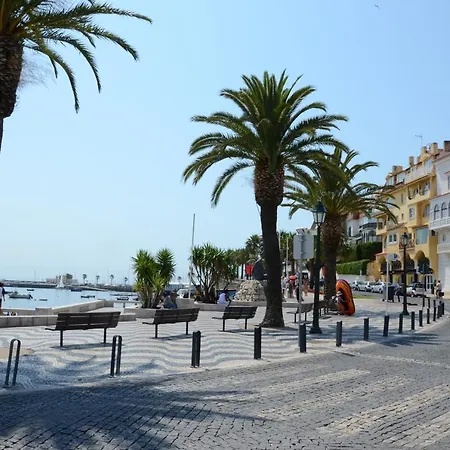 Apartment Fashionable And Modern - *